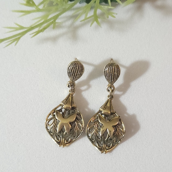 Vintage Jewelry - Vintage Gold Plated Butterfly & Leaf Filigree Dangle Earrings